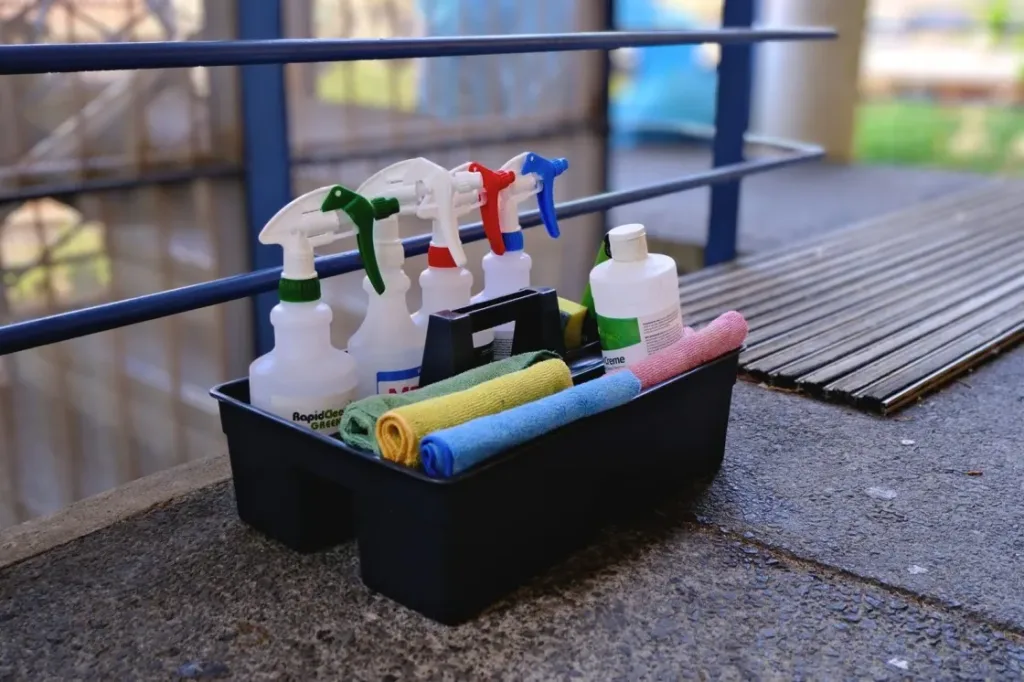 Commercial Cleaning Tools